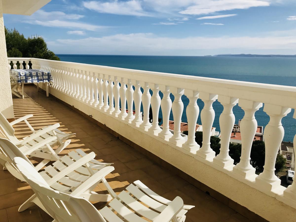 Costamar Apartment Росес Екстериор снимка